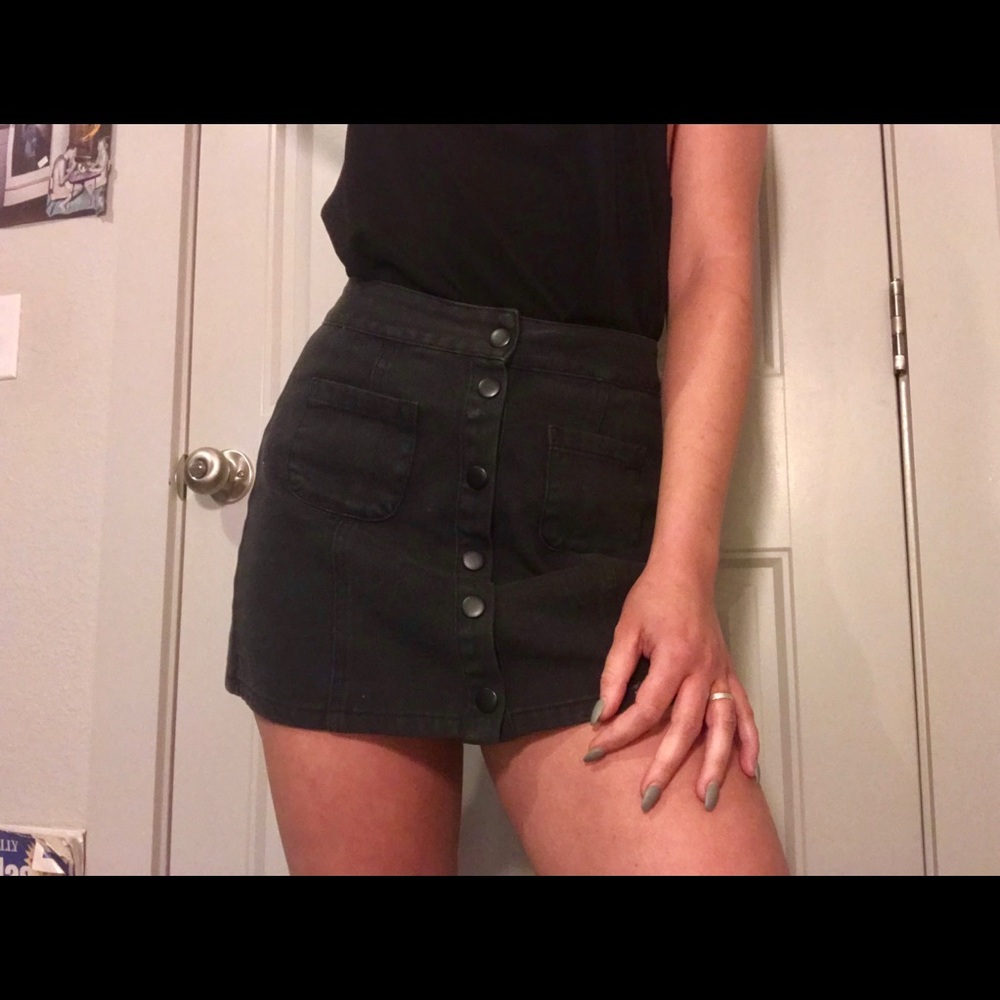 Brandy Melville Skirt